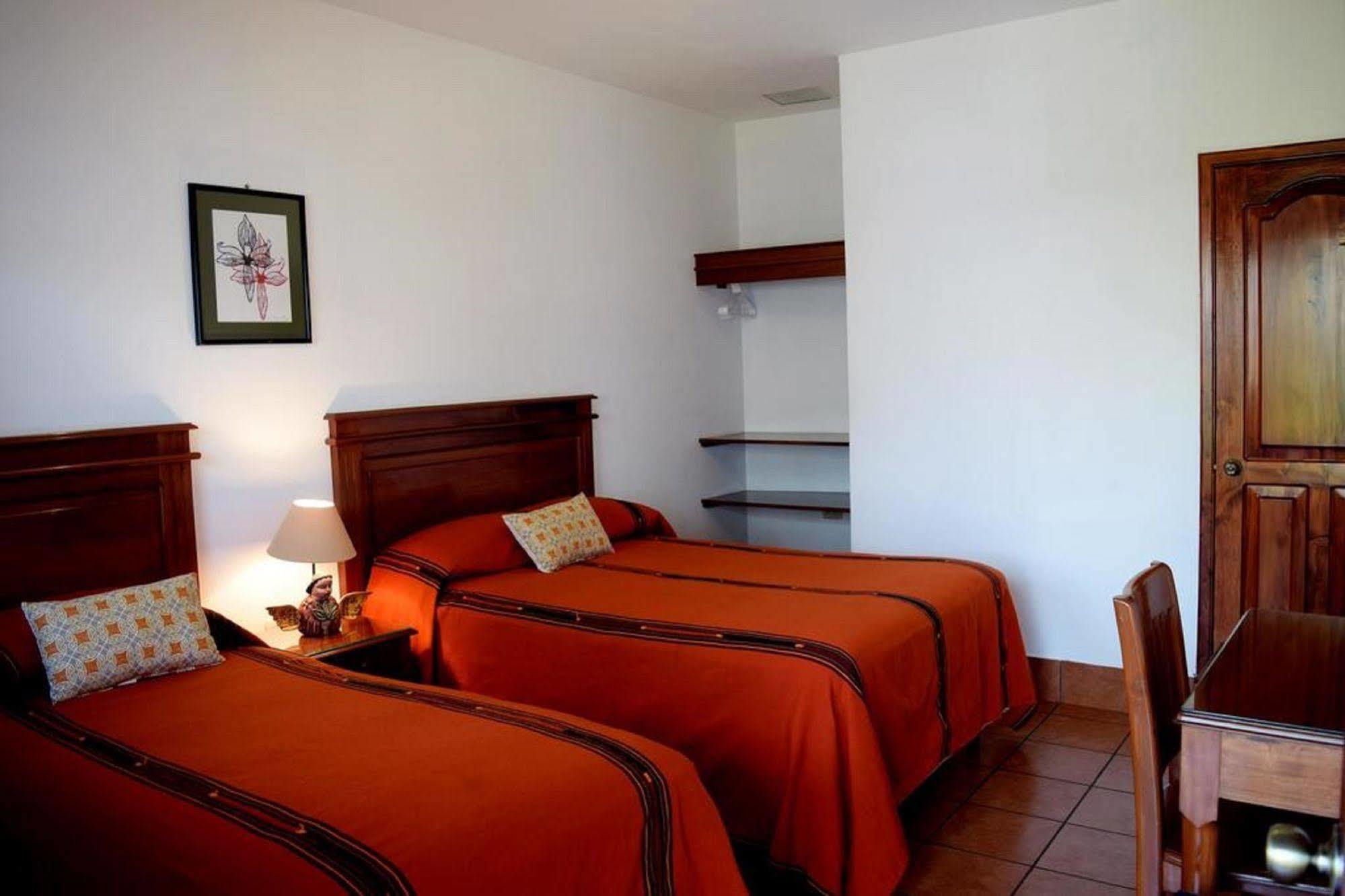 Matalbatz Hotel Cobán Eksteriør billede